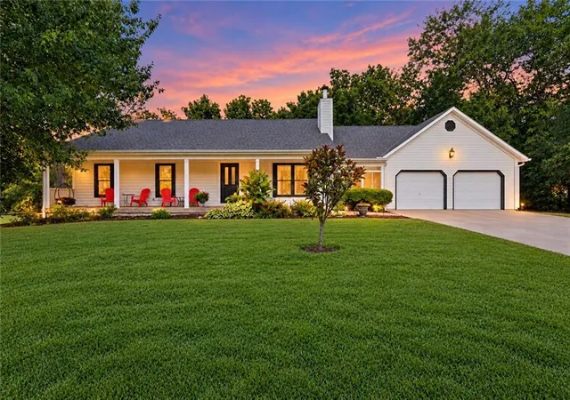 Single family home for sale at 1102 S Elm St, Louisburg, KS 66053 | MLS# 2646093