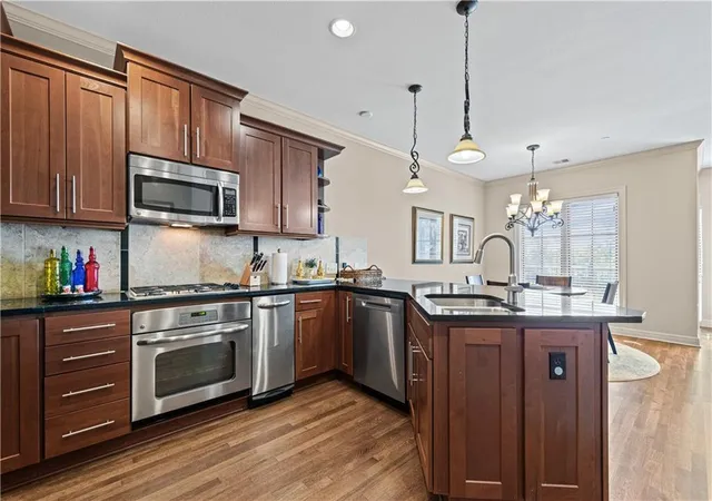 Photo 4 of Condo for sale at 10531 Mission Rd #206, Leawood, KS 66206 | MLS# 2646096 | Listing updated on 2026-10-08