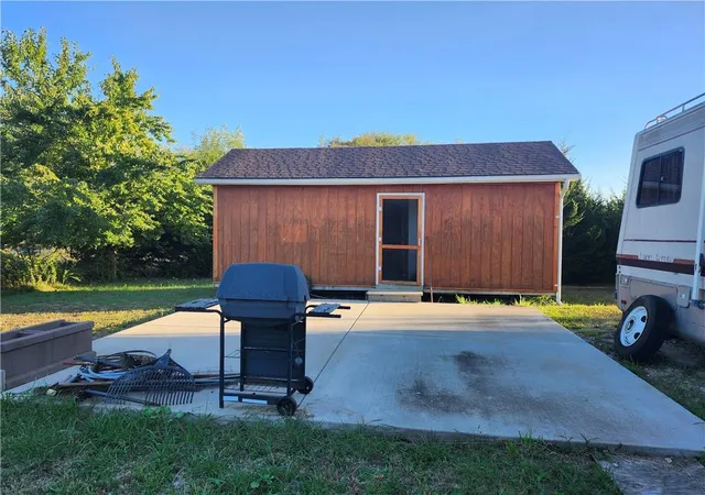 Photo 1 of Land for sale at 10 Fleetwood Dr, La Cygne, KS 66040 | MLS# 2646100 | Listing updated on 2026-10-08
