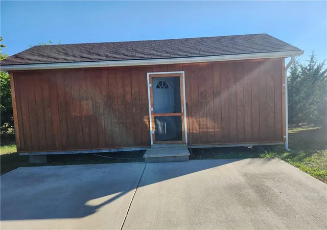 Photo 1 of Land for sale at 10 Fleetwood Dr, La Cygne, KS 66040 | MLS# 2646100 | Listing updated on 2026-10-11