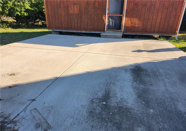 Photo 14 of Land for sale at 10 Fleetwood Dr, La Cygne, KS 66040 | MLS# 2646100 | Listing updated on 2026-10-11