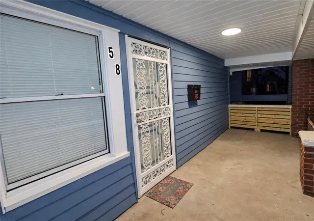 Photo 4 of Single family home for sale at 58 S 18 Street, Kansas City, KS 66102 | MLS# 2646101 | Listing updated on 2026-10-22