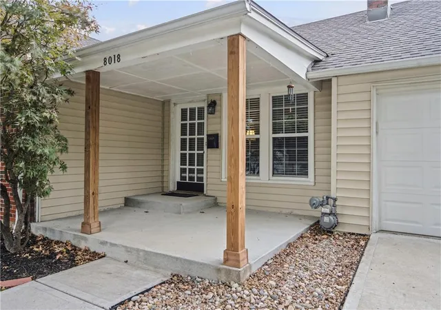 Photo 2 of Single family home for sale at 8018 Belleview Ave, Kansas City, MO 64114 | MLS# 2646103 | Listing updated on 2026-10-22