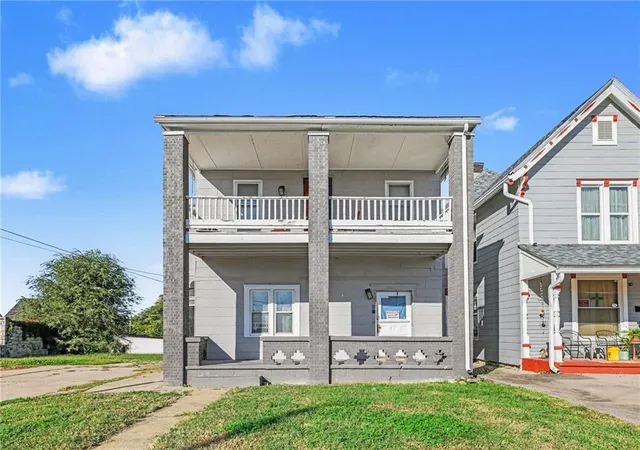 Photo 1 of Multi family home for sale at 426 Wabash Ave, Kansas City, MO 64124 | MLS# 2646108 | Listing updated on 2026-10-09
