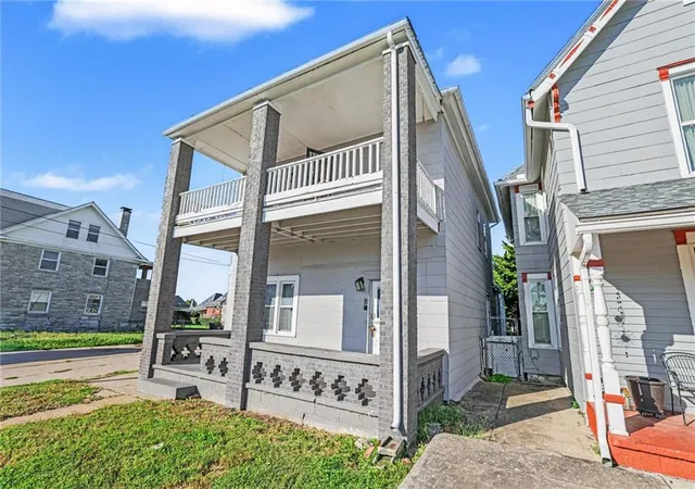 Photo 3 of Multi family home for sale at 426 Wabash Ave, Kansas City, MO 64124 | MLS# 2646108 | Listing updated on 2026-10-09