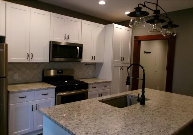 Photo 4 of Sale Pending at 302 N Kansas St, Highland, KS 66035 | MLS# 2646116 | Listing updated on 2026-10-15