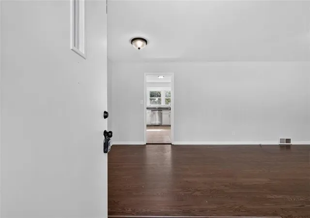 Photo 3 of Single family home for sale at 3211 Berry Rd, Kansas City, KS 66106 | MLS# 2646117 | Listing updated on 2026-10-09