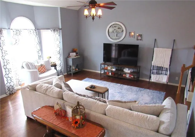 Photo 3 of Sale Pending at 21024 W 116th Terrace, Olathe, KS 66061 | MLS# 2646129 | Listing updated on 2026-10-18