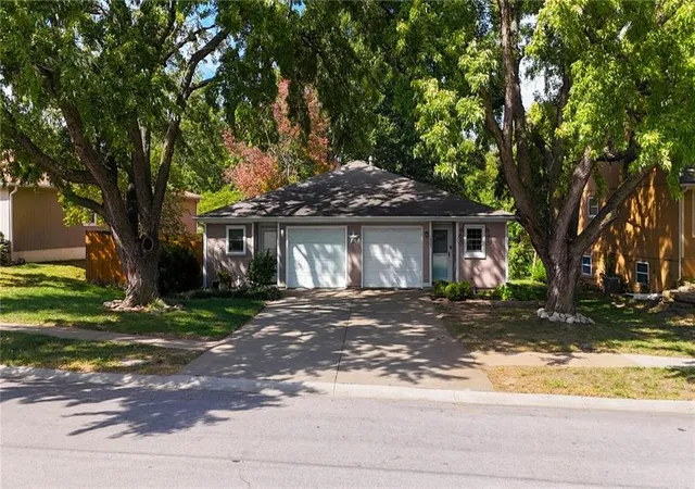 Photo 1 of Multi family home for sale at 1307 N Ridge Pkwy, Olathe, KS 66061 | MLS# 2646148 | Listing updated on 2026-10-18