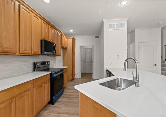 Photo 3 of House for sale at 15926/15928 W 91st Terrace, Lenexa, KS 66219 | MLS# 2646150 | Listing updated on 2026-10-19