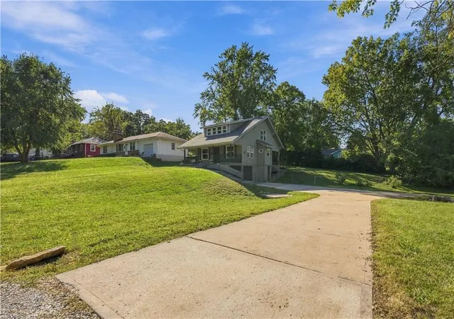 Photo 1 of Single family home for sale at 5308 Northern Ave, Raytown, MO 64133 | MLS# 2646177 | Listing updated on 2026-10-09