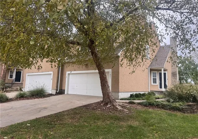Photo 1 of Multi family home for sale at 15928 W 91st Terrace, Lenexa, KS 66219 | MLS# 2646180 | Listing updated on 2026-10-21