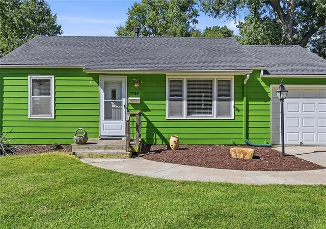Photo 3 of Single family home for sale at 7728 Newton St, Overland Park, KS 66204 | MLS# 2646188 | Listing updated on 2026-10-09