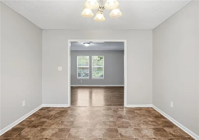 Photo 2 of Single family home for sale at 913 Susquehanna Ridge, Independence, MO 64056 | MLS# 2646198 | Listing updated on 2026-10-13
