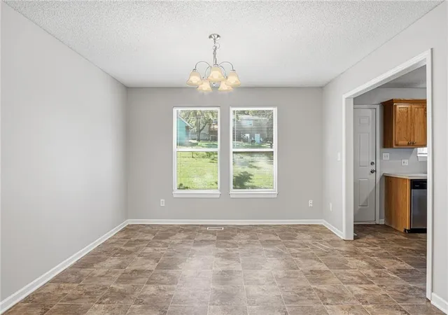 Photo 3 of Single family home for sale at 913 Susquehanna Ridge, Independence, MO 64056 | MLS# 2646198 | Listing updated on 2026-10-13