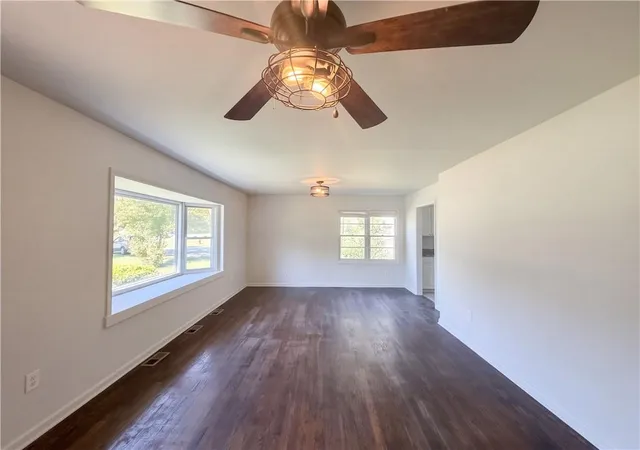 Photo 2 of Single family home for sale at 21809 S Peculiar Dr, Peculiar, MO 64078 | MLS# 2646203 | Listing updated on 2026-10-10