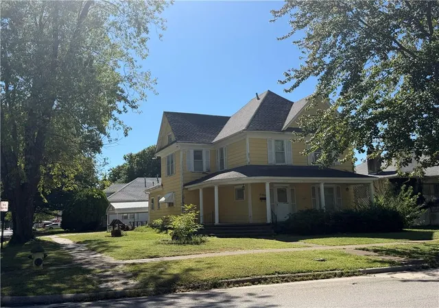 Photo 1 of Single family home for sale at 2700 Crawford Ave, Parsons, KS 67357 | MLS# 2646208 | Listing updated on 2026-10-08