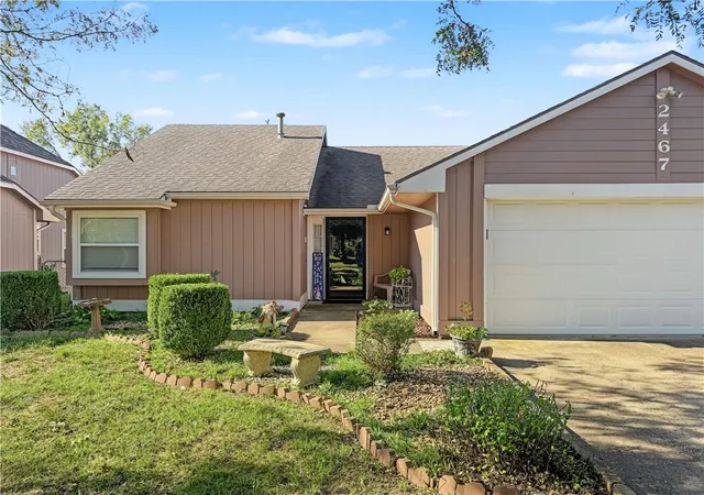 Photo 1 of Single family home for sale at 2467 Brookside Dr, Lawrence, KS 66047 | MLS# 2646221 | Listing updated on 2026-10-09