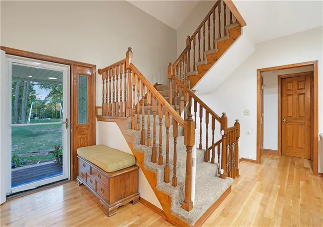 Photo 3 of Single family home for sale at 7955 NW Bridle Parc Ln, Kansas City, MO 64152 | MLS# 2646233 | Listing updated on 2026-10-10