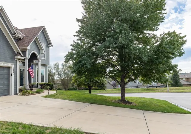 Photo 2 of Single family home for sale at 5831 Theden St, Shawnee, KS 66218 | MLS# 2646235 | Listing updated on 2026-10-27