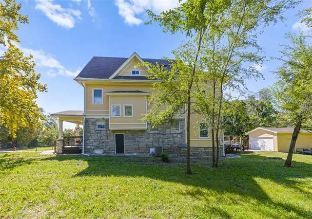 Photo 3 of Single family home for sale at 3626 Michigan Ave, Kansas City, MO 64109 | MLS# 2646239 | Listing updated on 2026-10-10