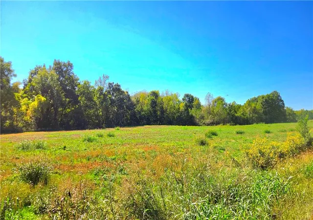 Photo 4 of Land for sale at 00000 E 1000 Road, Pleasanton, KS 66075 | MLS# 2646257 | Listing updated on 2026-10-09