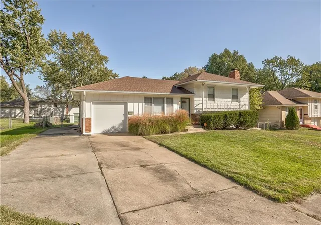 Photo 1 of Single family home for sale at 8006 E 89th Street, Kansas City, MO 64138 | MLS# 2646261 | Listing updated on 2026-10-10