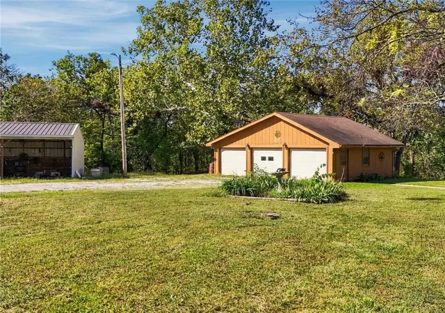 Photo 32 of Single family home for sale at 35240 W 123rd Street, Rayville, MO 64084 | MLS# 2646266 | Listing updated on 2026-10-10