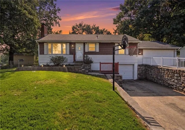 Photo 1 of Single family home for sale at 9005 79th Street E, Raytown, MO 64138 | MLS# 2646270 | Listing updated on 2026-10-17