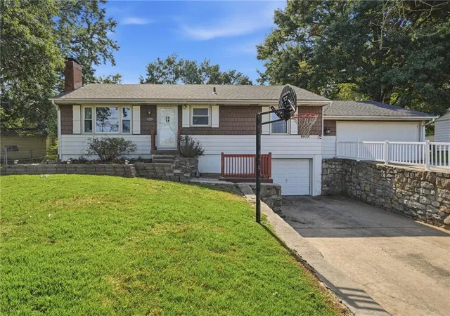 Photo 2 of Single family home for sale at 9005 79th Street E, Raytown, MO 64138 | MLS# 2646270 | Listing updated on 2026-10-17
