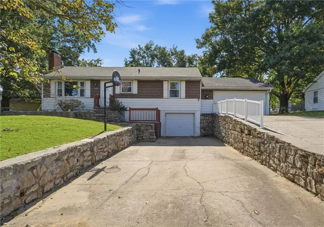 Photo 3 of Single family home for sale at 9005 79th Street E, Raytown, MO 64138 | MLS# 2646270 | Listing updated on 2026-10-17