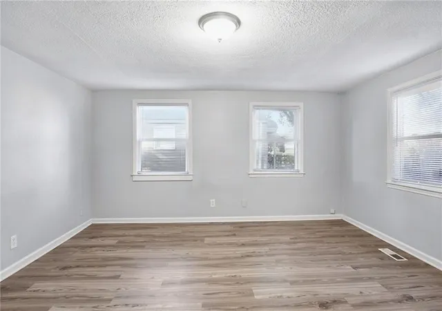Photo 2 of Single family home for sale at Blue Ridge Ter, Independence, MO 64052 | MLS# 2646272 | Listing updated on 2026-10-15