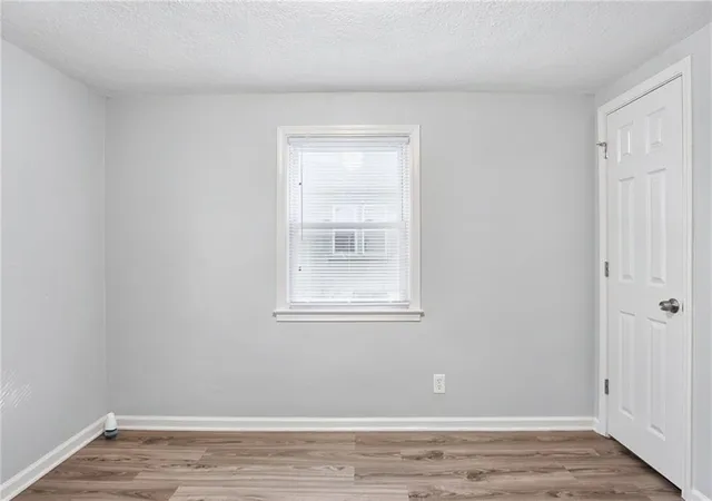 Photo 4 of Single family home for sale at Blue Ridge Ter, Independence, MO 64052 | MLS# 2646272 | Listing updated on 2026-10-15
