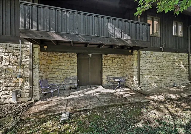 Photo 4 of Single family home for sale at 6501 State Line Rd, Kansas City, MO 64113 | MLS# 2646274 | Listing updated on 2026-10-14