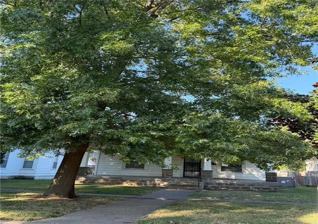 Photo 3 of Single family home for sale at 306 S Andrick St, Fort Scott, KS 66701 | MLS# 2646279 | Listing updated on 2026-10-09