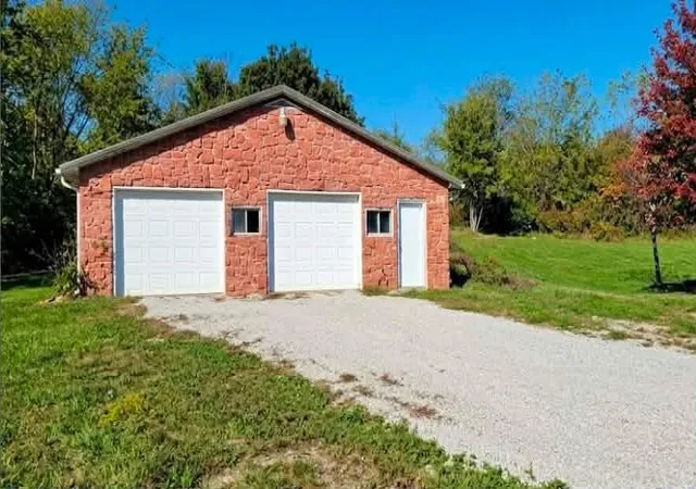 Photo 2 of Single family home for sale at 8714 Albany Rd, Orrick, MO 64077 | MLS# 2646282 | Listing updated on 2026-10-09