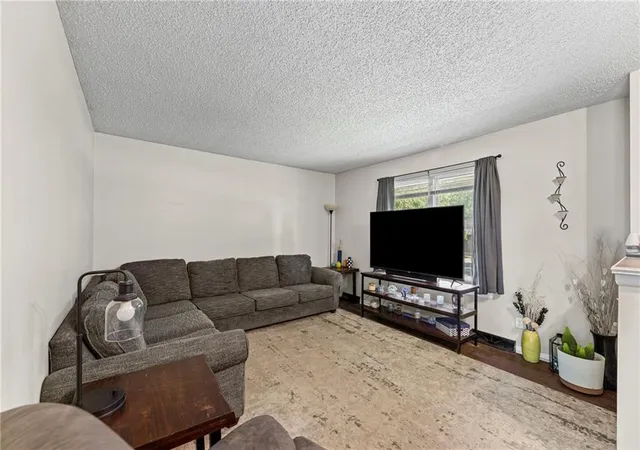 Photo 3 of Single family home for sale at 903 Oak St, Overbrook, KS 66524 | MLS# 2646283 | Listing updated on 2026-10-09