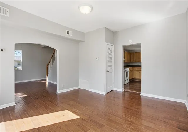 Photo 4 of Single family home for sale at 204 W Nelson St, Edgerton, KS 66021 | MLS# 2646286 | Listing updated on 2026-10-10