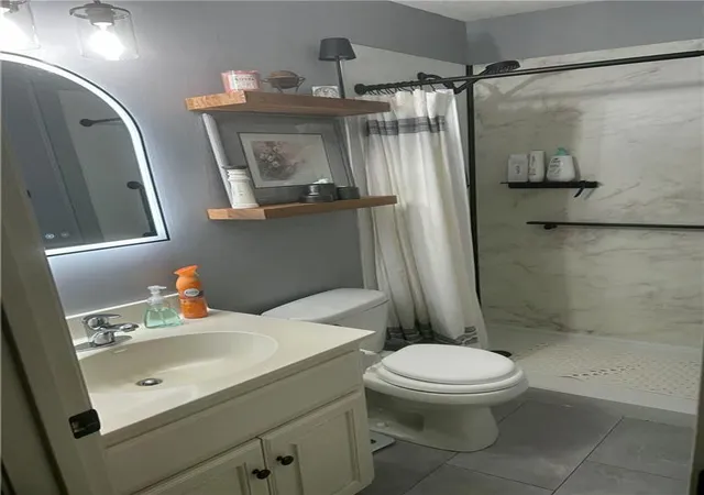 Photo 3 of Sale Pending at 8935 NE 116th Place, Kansas City, MO 64157 | MLS# 2646290 | Listing updated on 2026-10-17