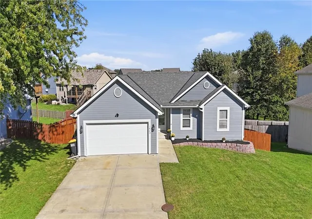 Photo 1 of Single family home for sale at 1603 Clear Crk Dr, Kearney, MO 64060 | MLS# 2646293 | Listing updated on 2026-10-09