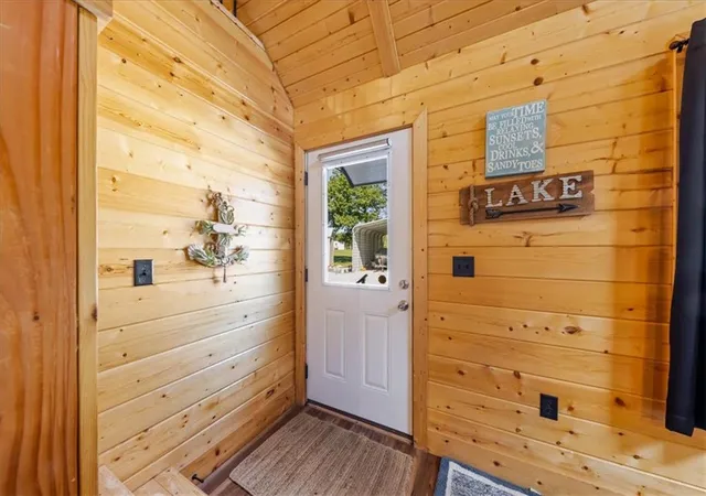 Photo 3 of Single family home for sale at 17 Timber Valley Dr, Linn Valley, KS 66040 | MLS# 2646311 | Listing updated on 2026-10-09