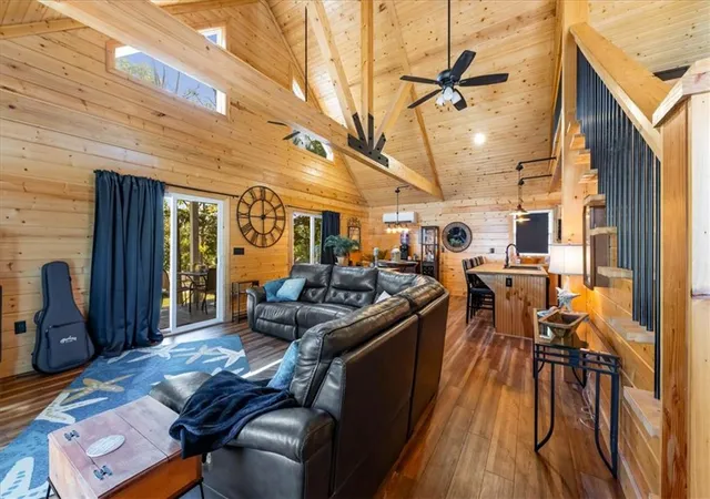 Photo 4 of Single family home for sale at 17 Timber Valley Dr, Linn Valley, KS 66040 | MLS# 2646311 | Listing updated on 2026-10-09