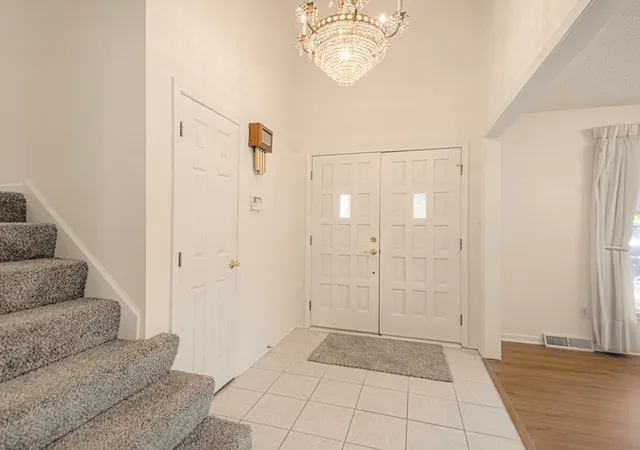Photo 3 of Single family home for sale at 14616 E 43rd Street S, Independence, MO 64055 | MLS# 2646316 | Listing updated on 2026-10-17