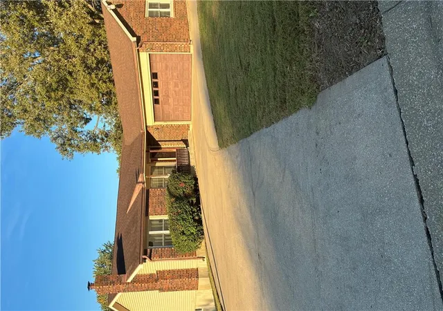 Photo 2 of Single family home for sale at 120 Ferncliff St, Lansing, KS 66043 | MLS# 2646322 | Listing updated on 2026-10-13