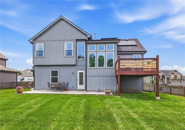 Photo 3 of Single family home for sale at 1901 Verbena Ave, Greenwood, MO 64034 | MLS# 2646323 | Listing updated on 2026-10-09