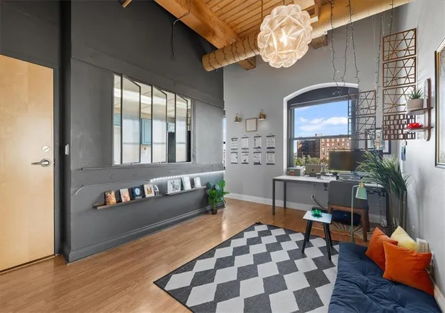 Photo 3 of Condo for sale at 609 Central St #1208, Kansas City, MO 64105 | MLS# 2646326 | Listing updated on 2026-10-15