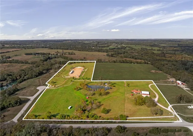 Photo 2 of Single family home for sale at 25160 W 223rd Street, Spring Hill, KS 66083 | MLS# 2646327 | Listing updated on 2026-10-17
