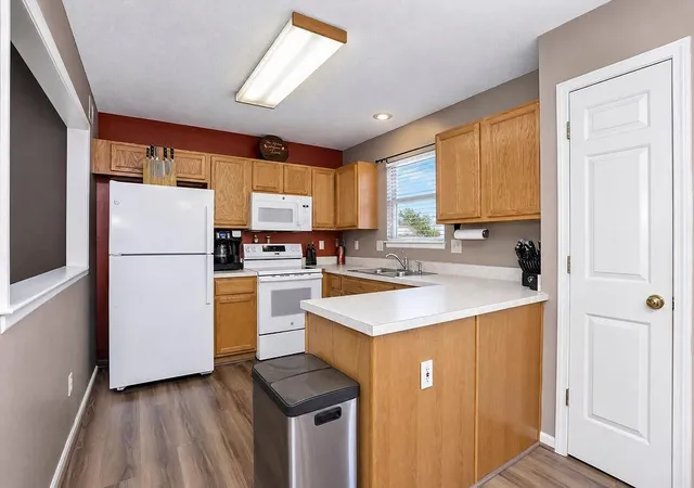 Photo 4 of Single family home for sale at 31213 W 172nd Terrace, Gardner, KS 66030 | MLS# 2646329 | Listing updated on 2026-10-09