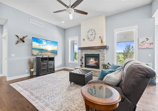 Photo 4 of Single family home for sale at 15109 Linden Ct, Bonner Springs, KS 66012 | MLS# 2646336 | Listing updated on 2026-10-10
