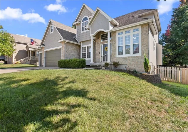 Photo 3 of Single family home for sale at 15815 E 76th Street, Kansas City, MO 64139 | MLS# 2646337 | Listing updated on 2026-10-09